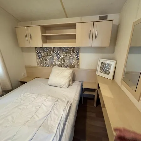 Parque de Campismo Chez Flo Mobile-home H89 Gassin