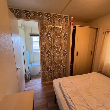 Chez Flo Mobile-home H89 Parque de Campismo Gassin